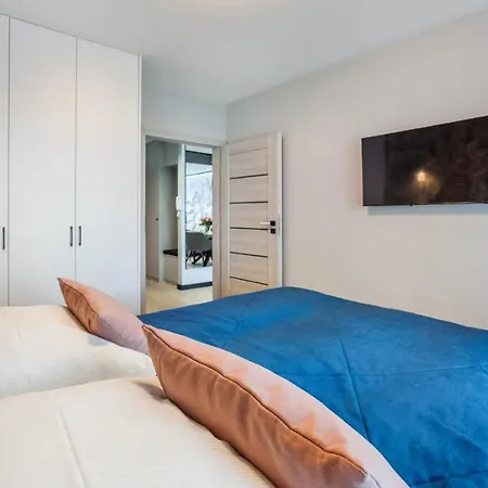 Daire Lux Japonski Zuraw - Perlowa Przystan *